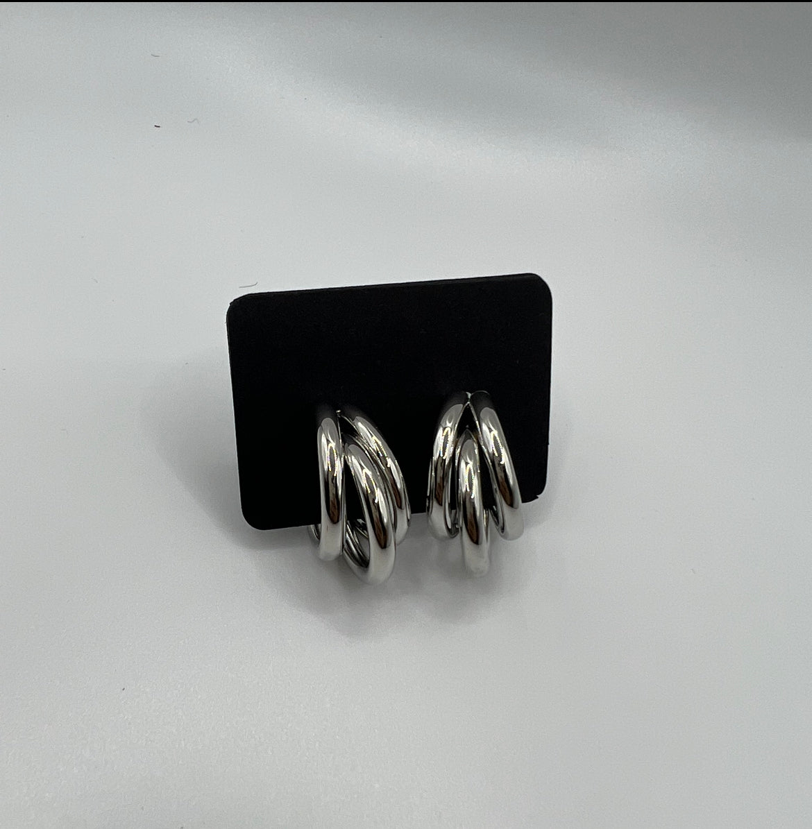 SILVER MULTI-TUBE HOOP